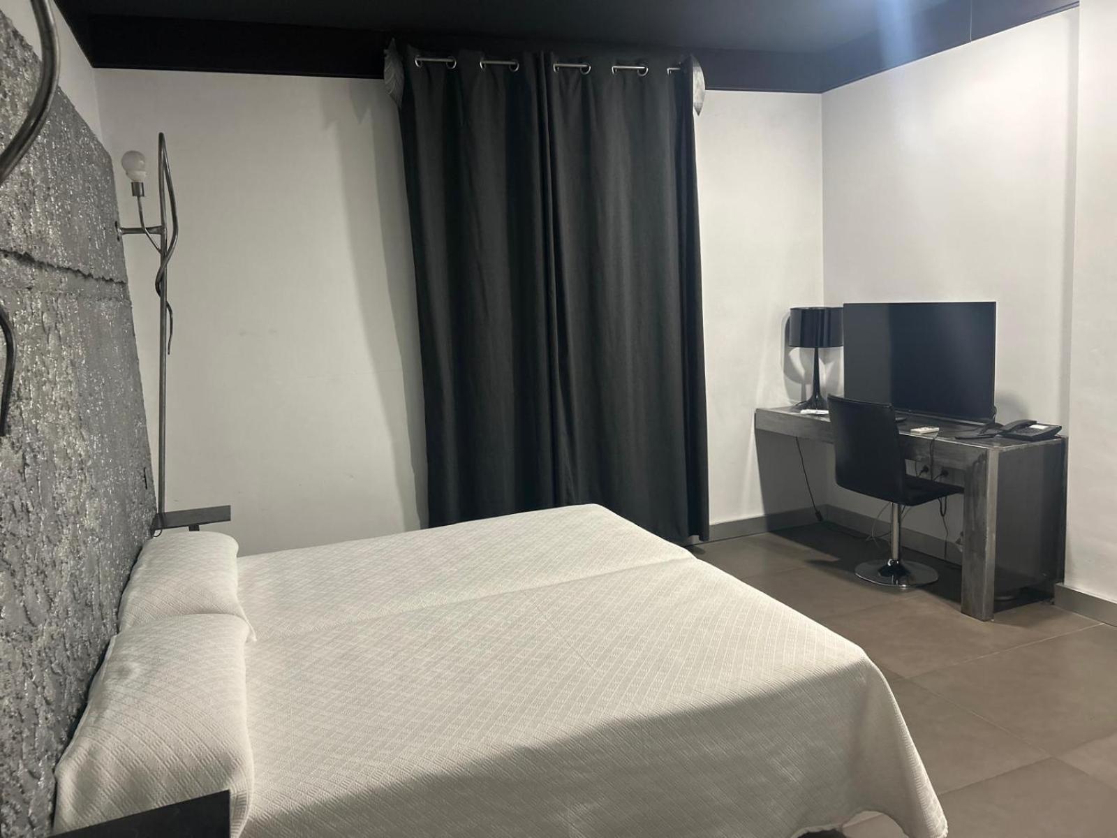 Acg酒店 Los Villares 外观 照片